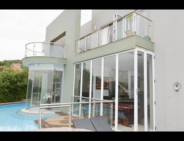 5 BEDROOM HOUSE FOR SALE IN FEATHERBROOKE ESTATE